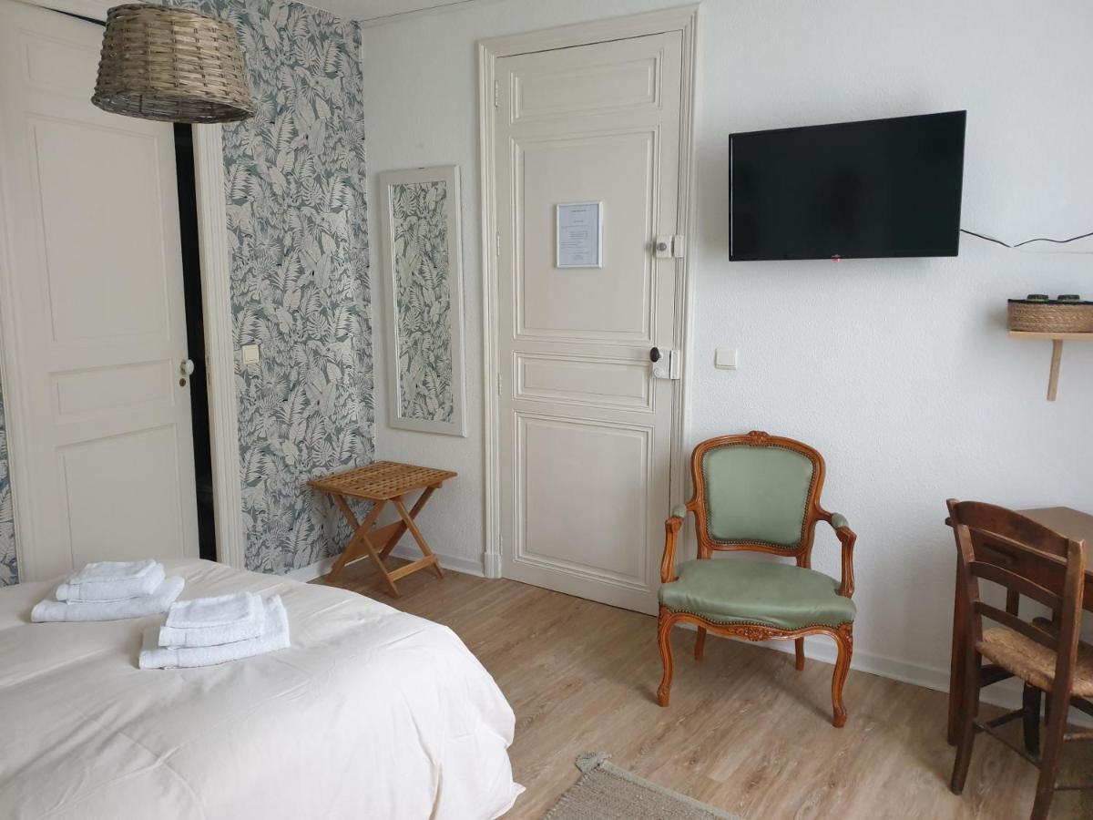 Chambres D'Hotes Et Gites- L'Abri Sous Roche Tautavel Exterior foto