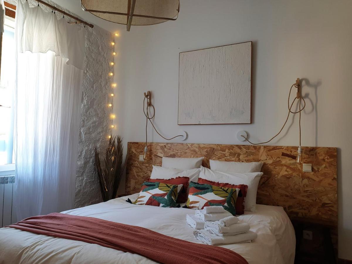 Chambres D'Hotes Et Gites- L'Abri Sous Roche Tautavel Exterior foto
